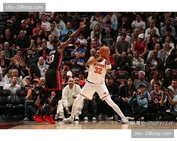 特写：关键时刻阿德巴约连续三次成功低位防守，点燃热火主场